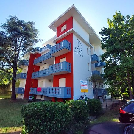 Condominio CAMELIE Lignano Sabbiadoro Exterior foto